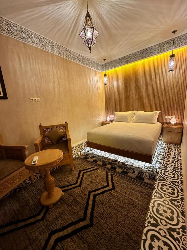 Click Riad & Spa Hotel Marrakesh Exterior photo